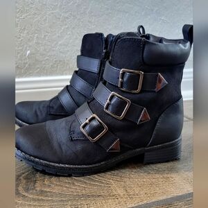 Justice Black Boots / GIRL'S SIZE 3.5